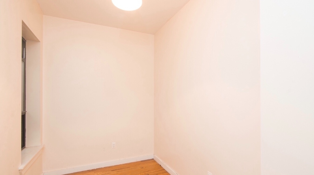 690 Prospect Place - Photo 5