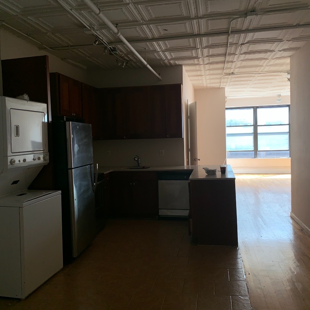 117 West 23st  - Photo 3