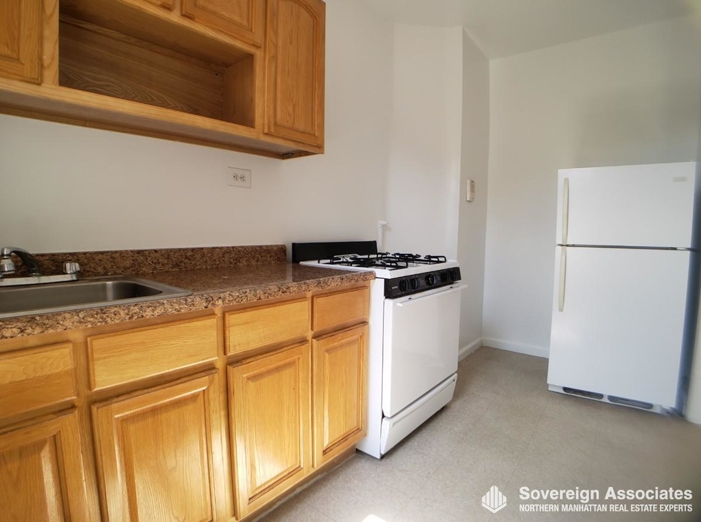 561  West 180th Street - Photo 7