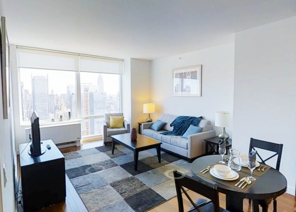 620 West 42nd Street - Photo 1