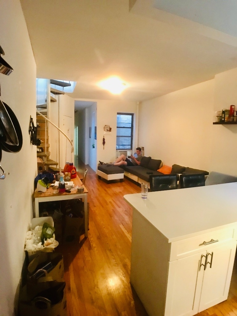 324 E 90th - Photo 0