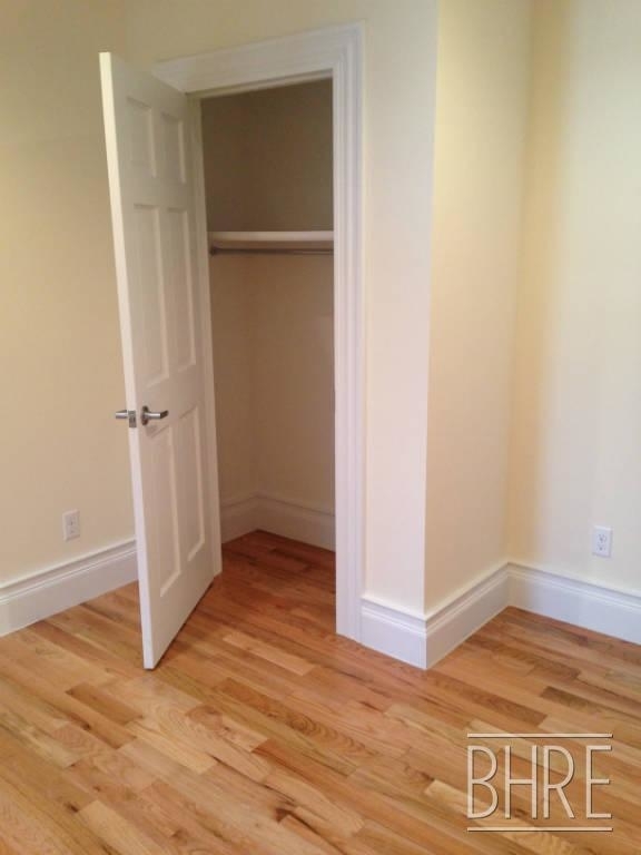 568 Pacific St. - Photo 5