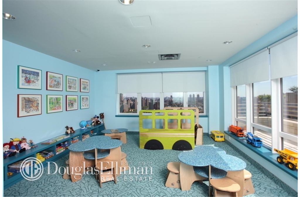 1510 Lexington Avenue - Photo 7