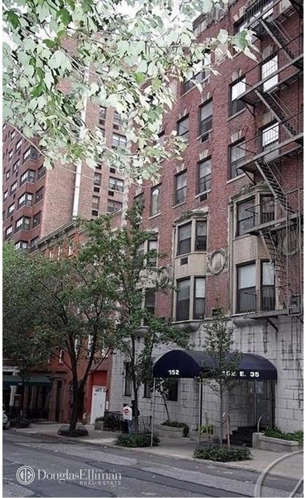 152 East 35th St - Photo 8