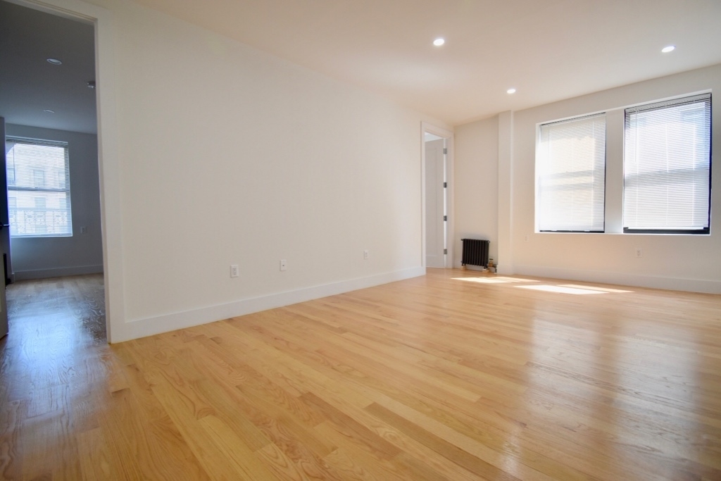 3505 Broadway - Photo 7