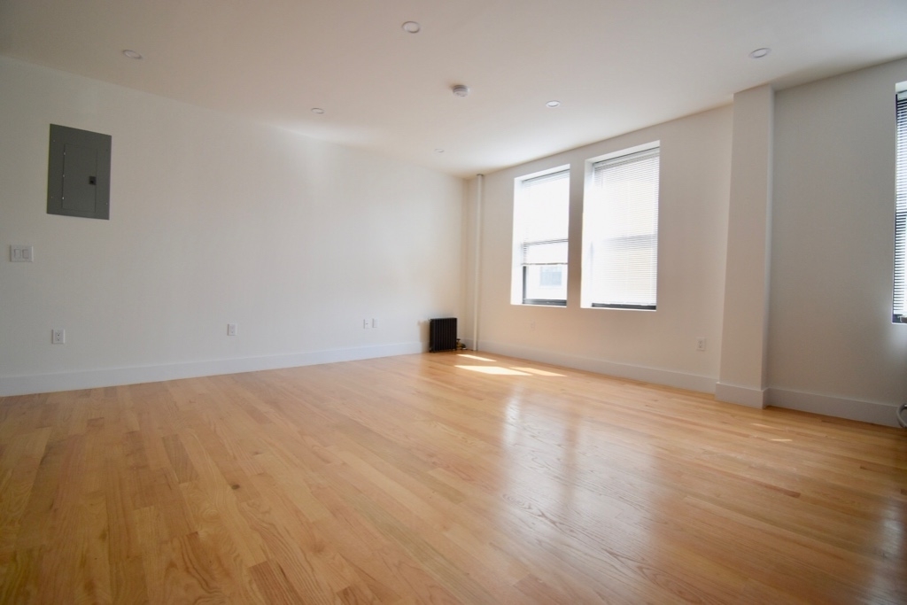 3505 Broadway  - Photo 1