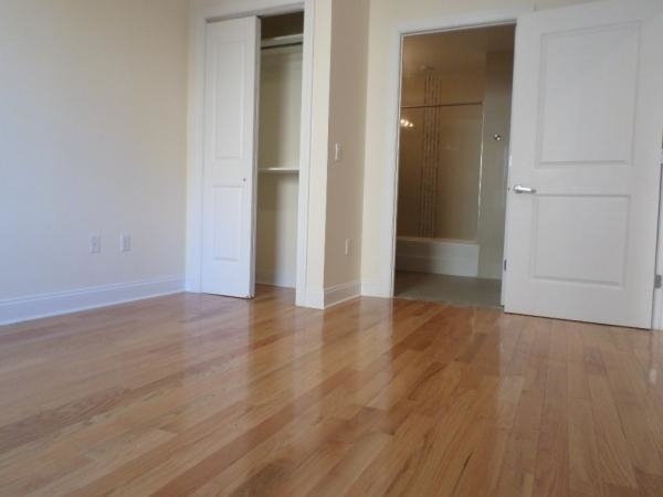 101 Clinton Street - Photo 2