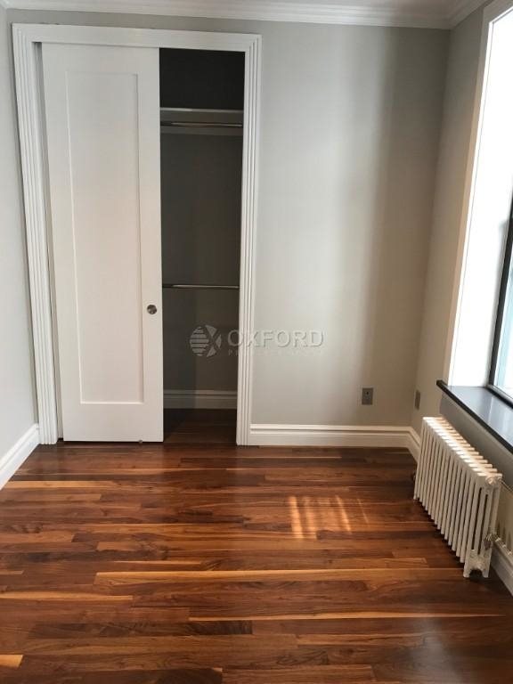 209 East 25th St - Photo 1