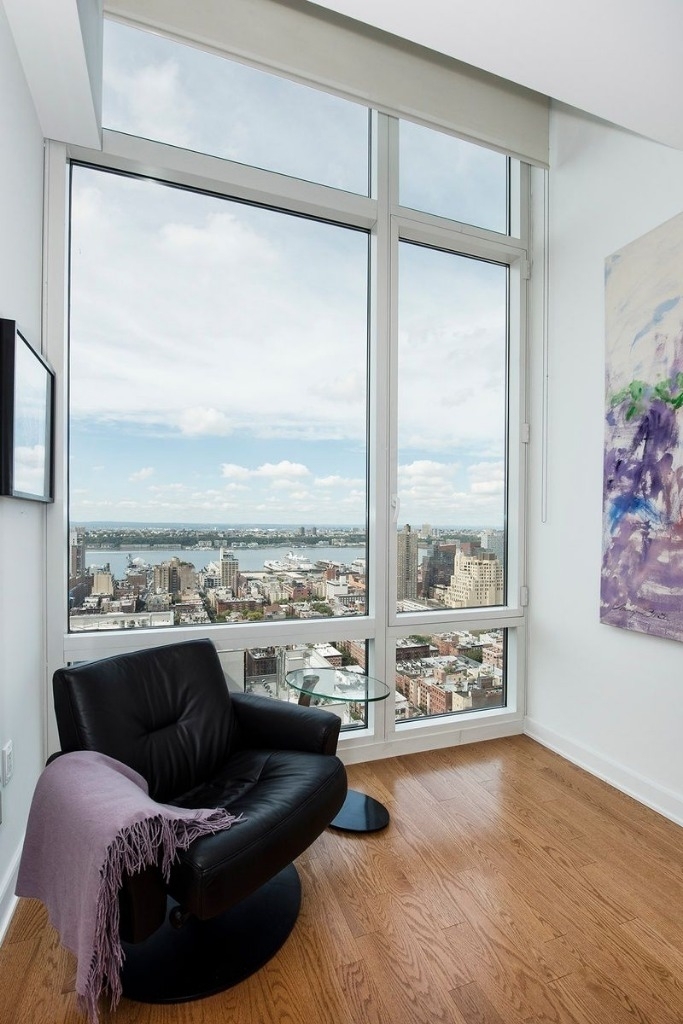 275 East 27th Street - Photo 5