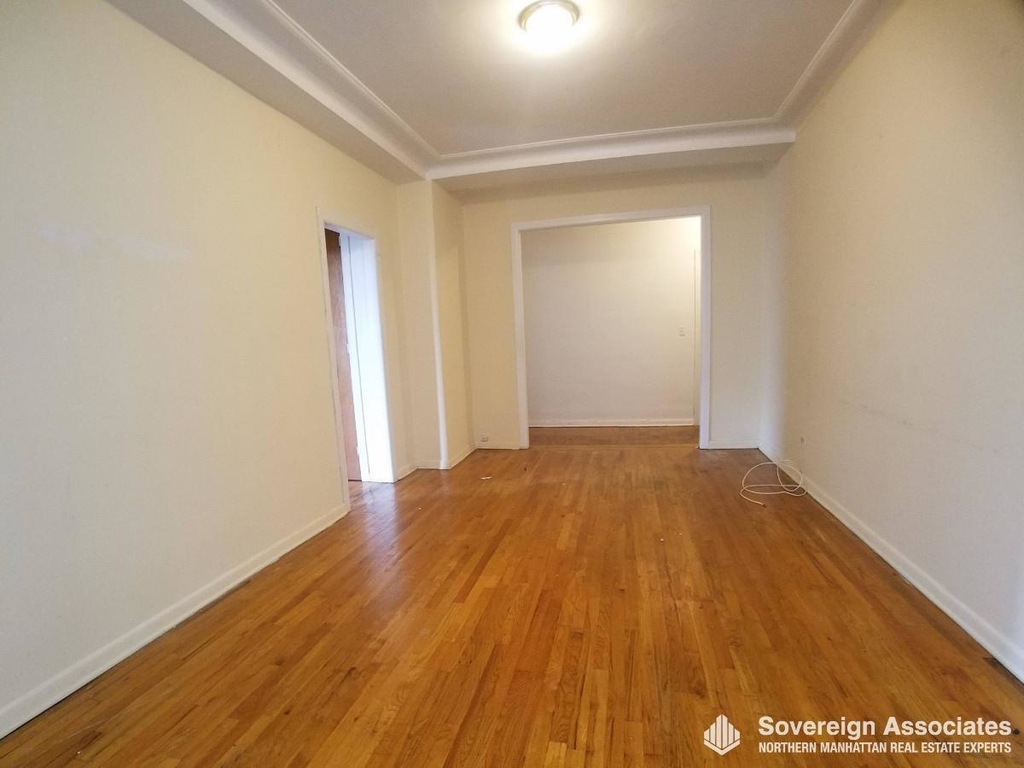 3657  Broadway - Photo 1