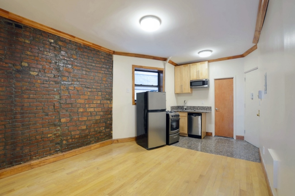 1 Bedroom near Washington Square Park - Photo 3