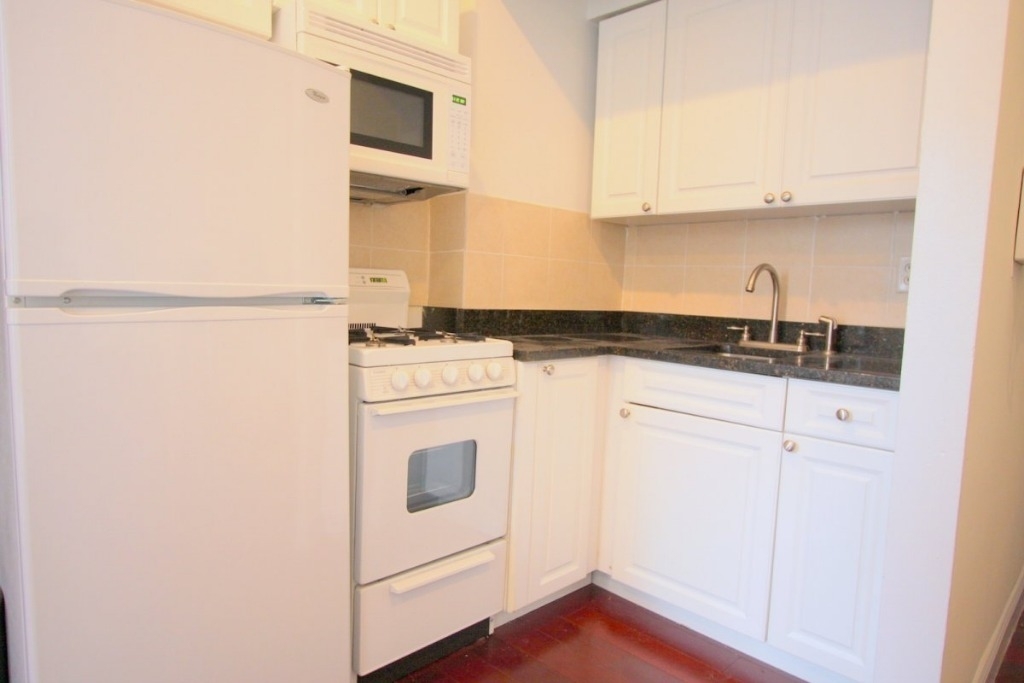 305 East 37 Street  - Photo 2