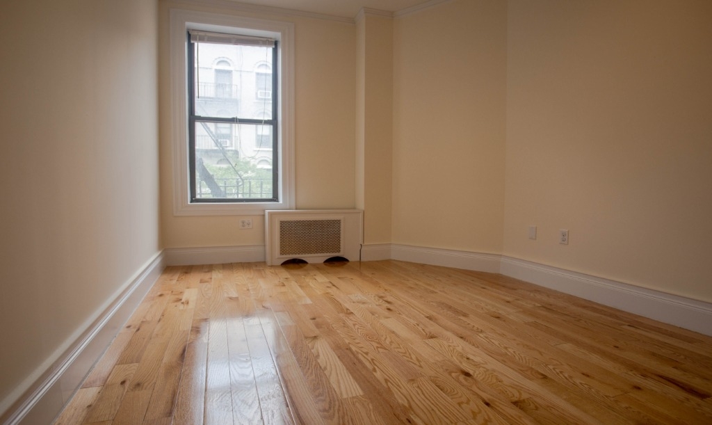 264 West 19th street - Photo 5