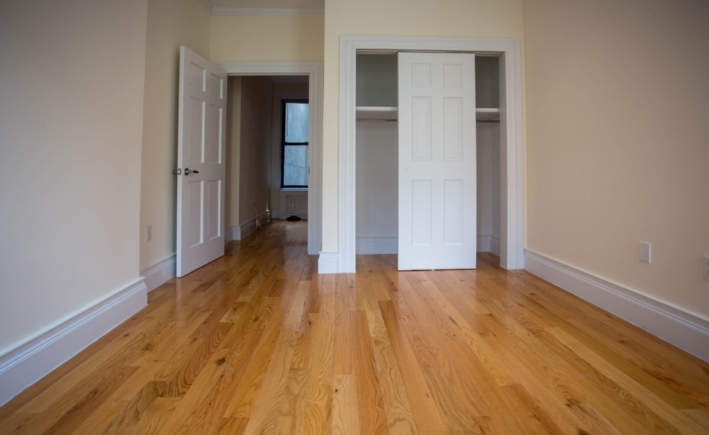 264 West 19th street - Photo 4