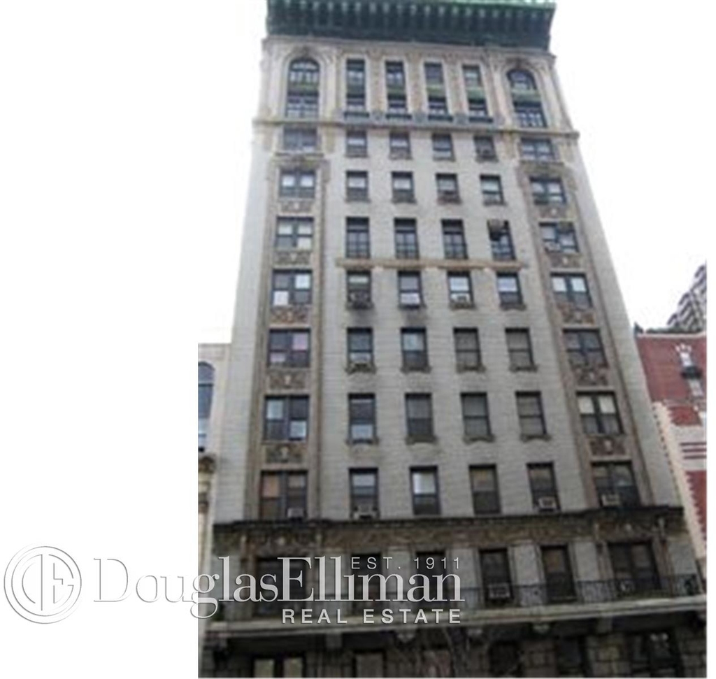 166 West 72nd St - Photo 4