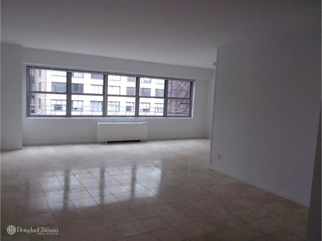 200 East 64th St - Photo 12