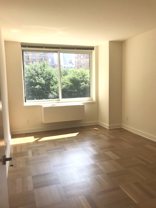 400 West 63rd Street - Photo 1