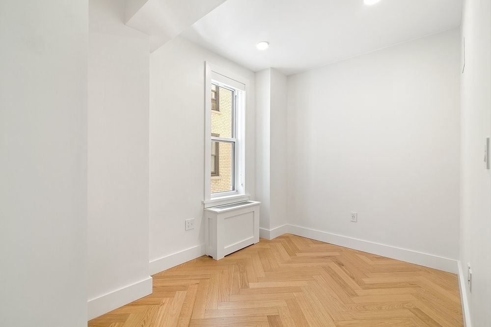 301 East 21st - Photo 5