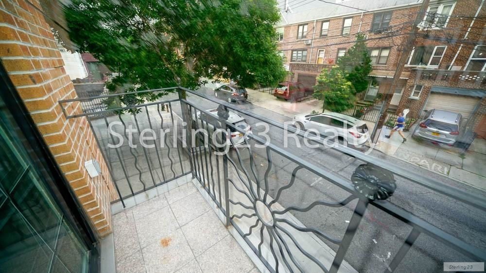 26-42 28th Street - Photo 4