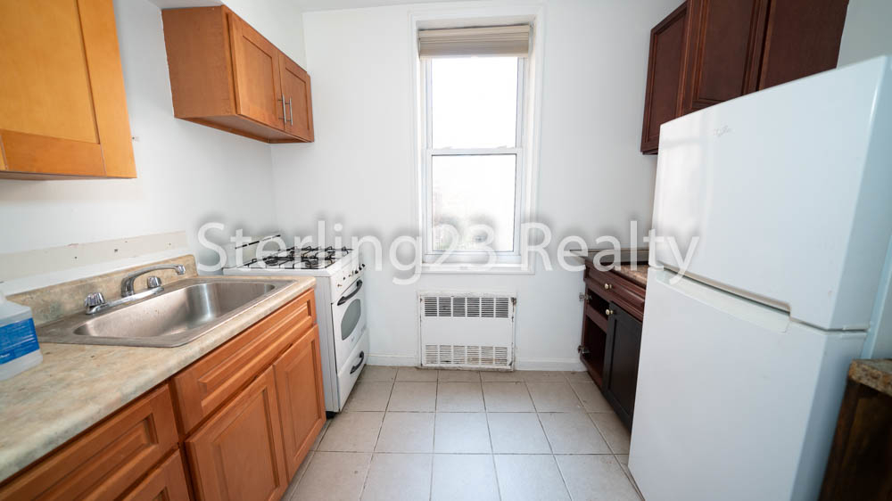 43-18 44th Street, Astoria, Ny, 11104 - Photo 1