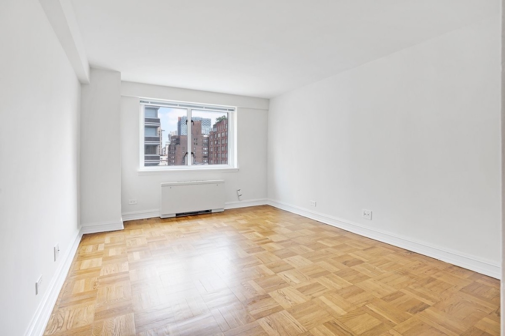 200 East 71st Street - Photo 11