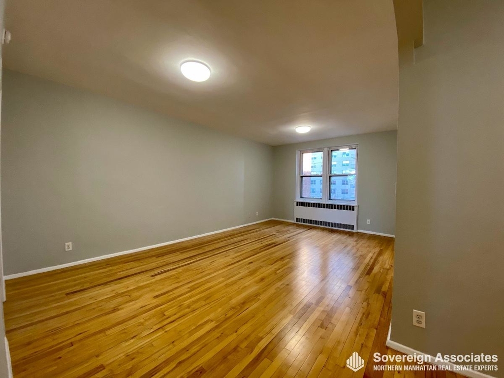 500 Kappock Street - Photo 1