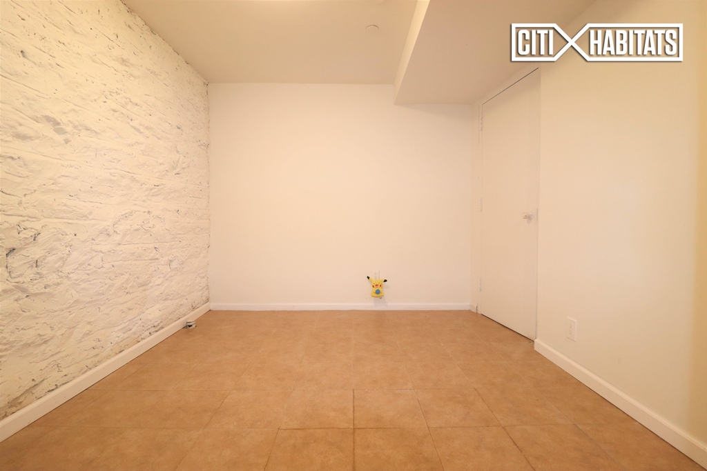 535 East 87th Street - Photo 12