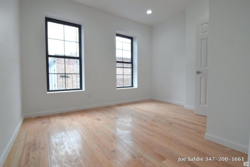 235 Fifth Avenue - Photo 2