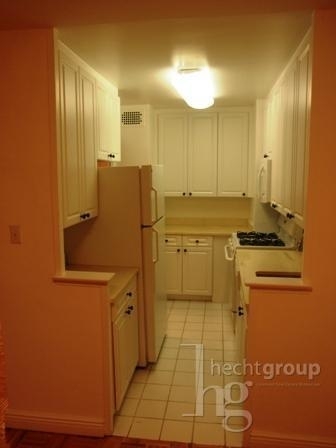 145 East 15 Street - Photo 4