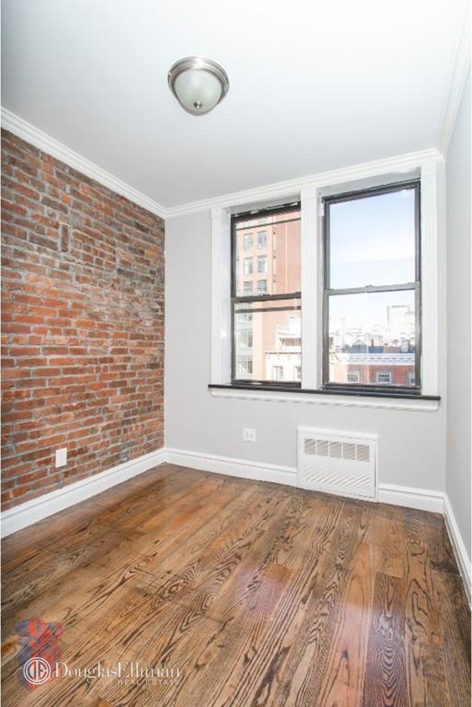 232 West 14th St - Photo 2