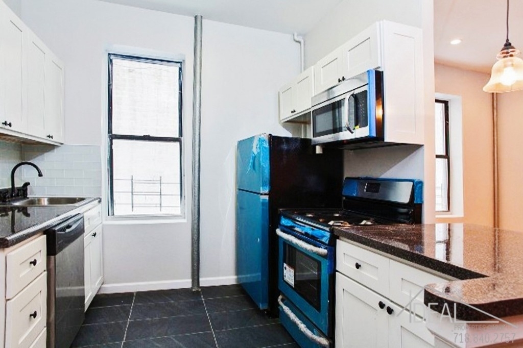 612 Flatbush Avenue - Photo 1