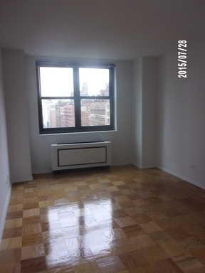 200 East 70th Street - Photo 7