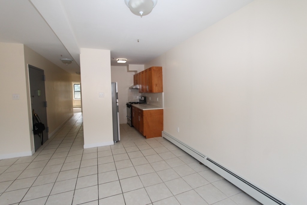 848 Fulton Street 3FL - Photo 4