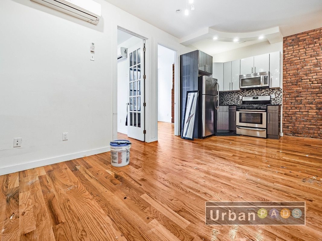 1012 Fulton st - Photo 0