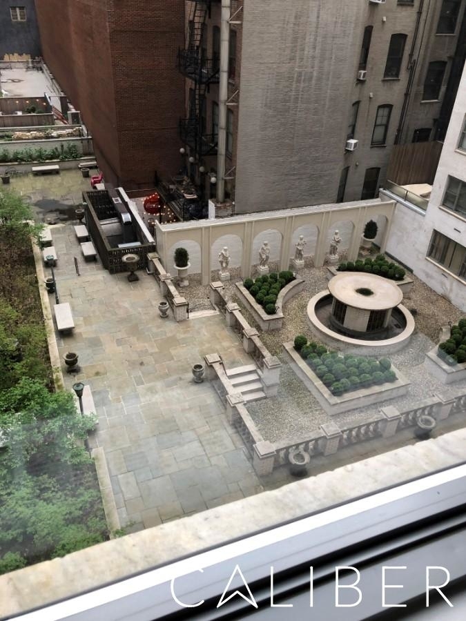 East 63rd Street - Photo 5