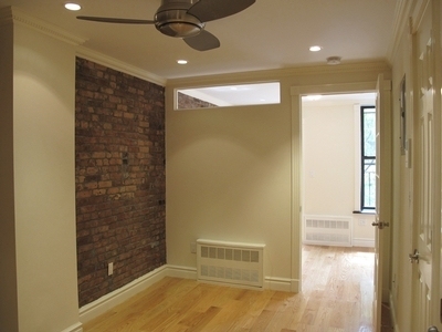 521 East 5th Street - No Fee - Photo 0