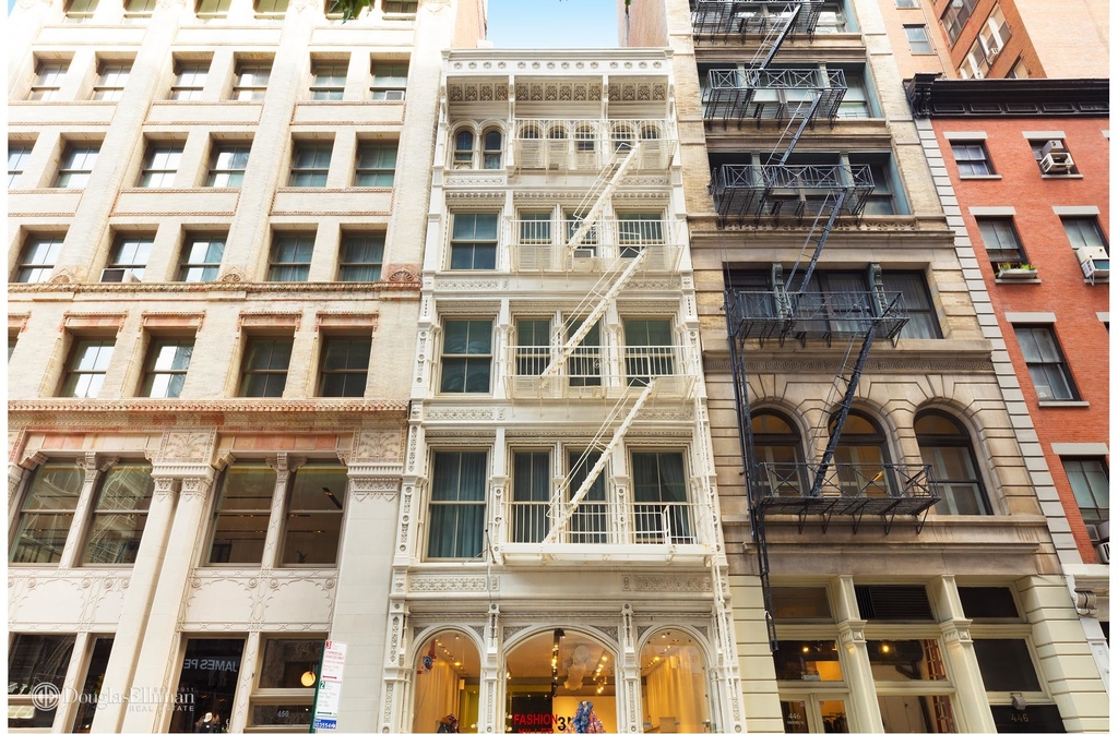 450 Broome St - Photo 0