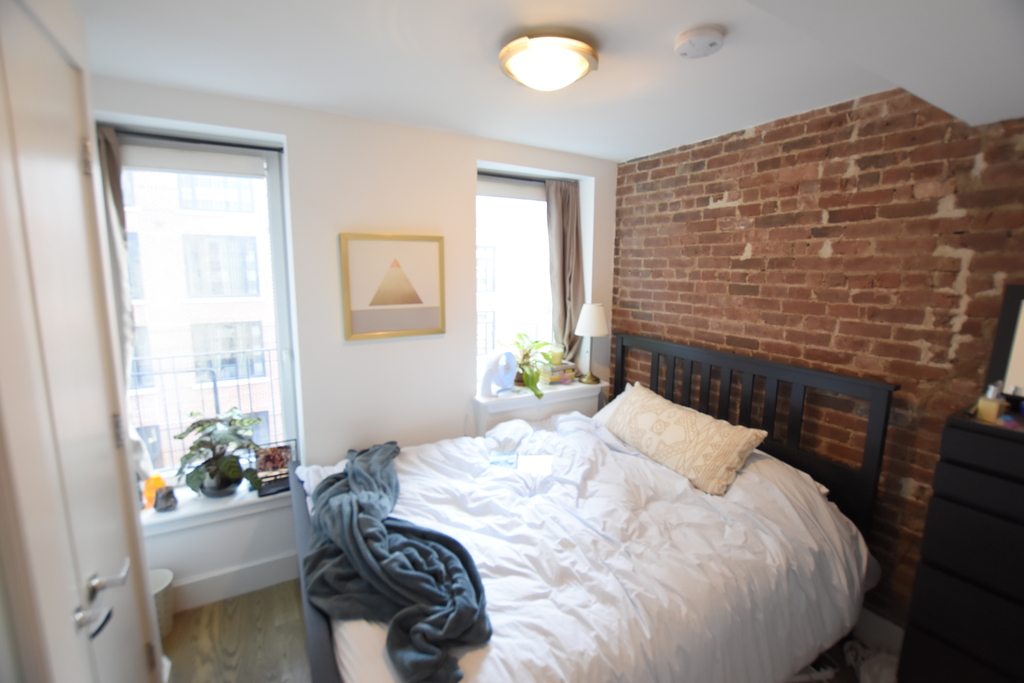 177 Ludlow St - Photo 1