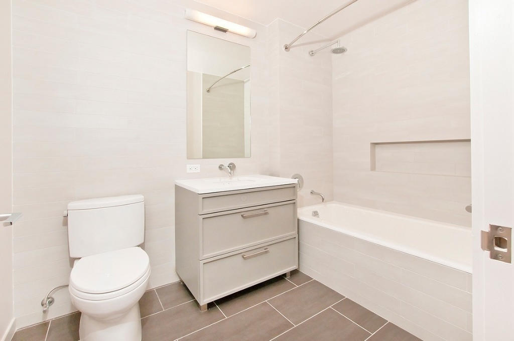 160 East 22nd Street - Photo 2