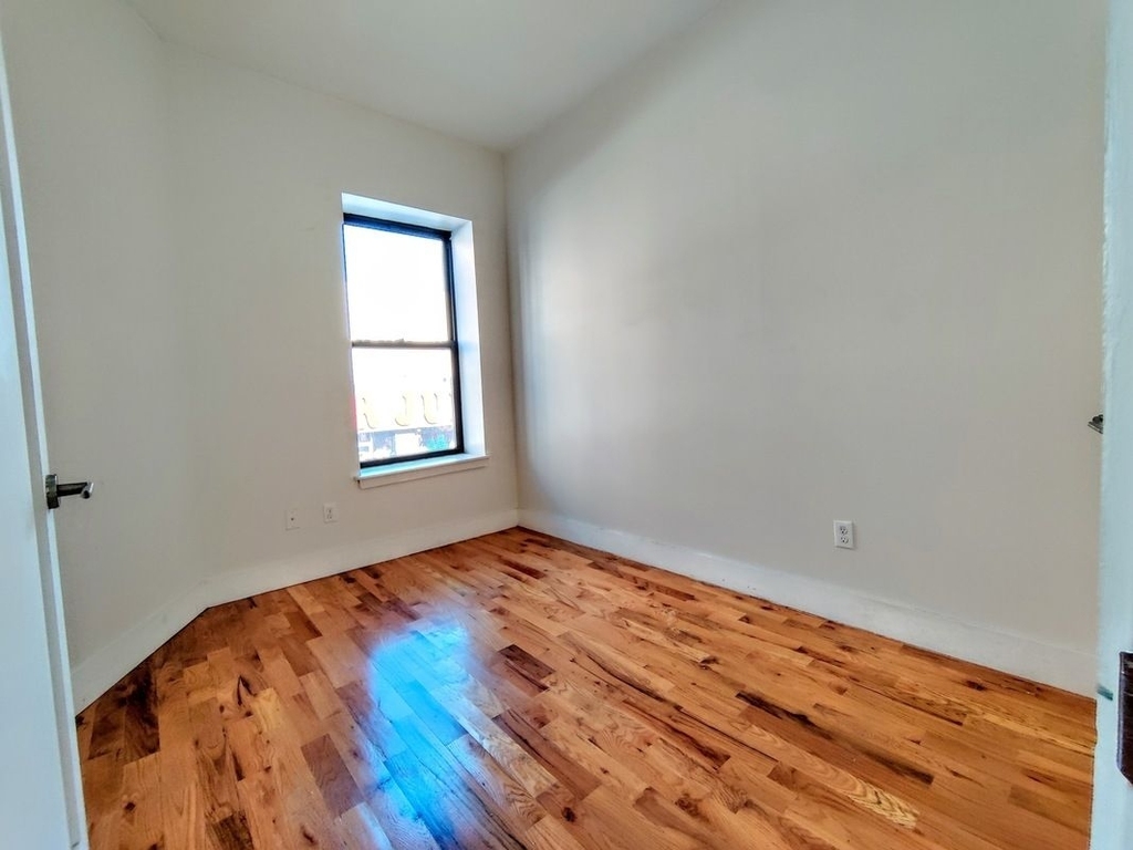 870A Dekalb Ave - Photo 4