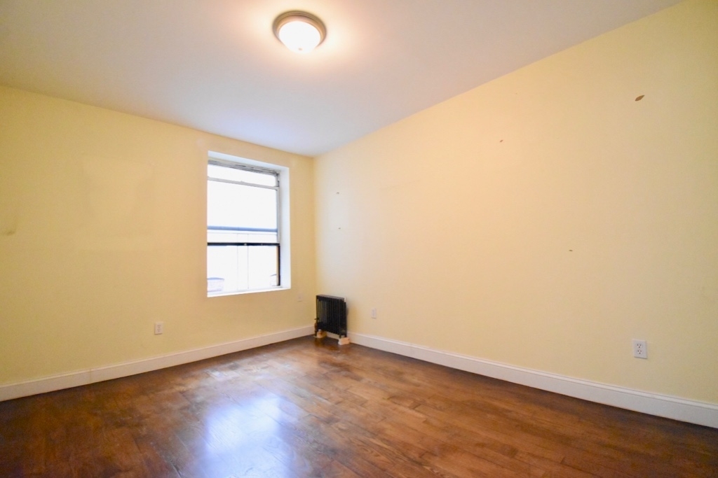 617 W 141st Street - Photo 4