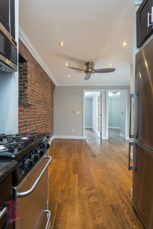 437 W 53RD ST - Photo 7