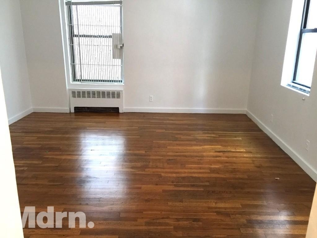 102 east 31st street - Photo 1