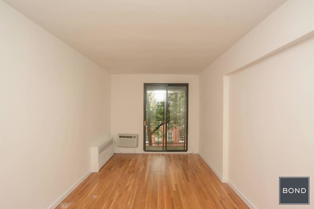 East 78 Street - Photo 1