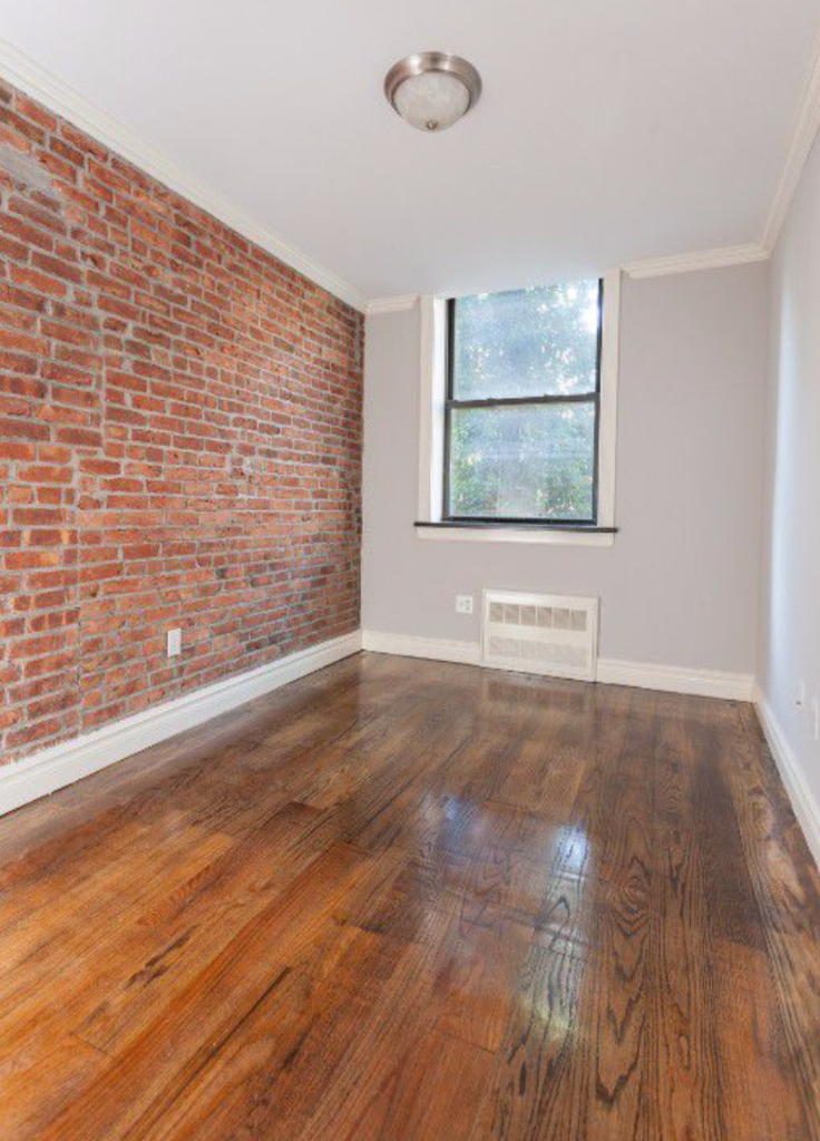 346 East 18th Street  - Photo 4