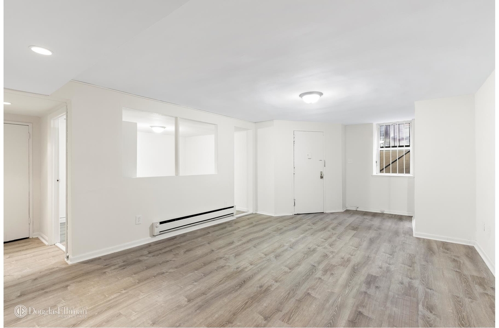 520 East 88th St - Photo 1