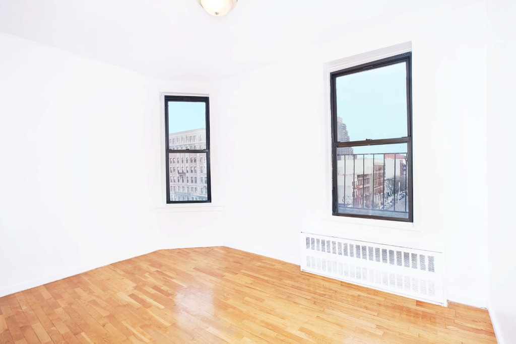 100 West 118th st - Photo 3