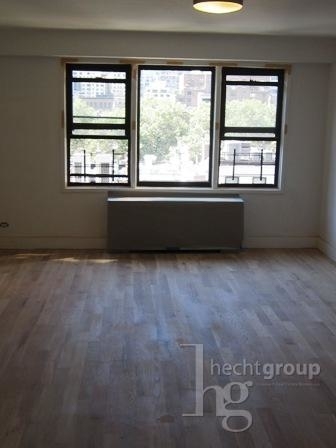 220 East 63rd Street, 7 - Photo 1