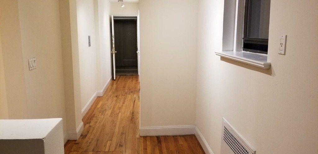 55 West 65 Street  - Photo 10