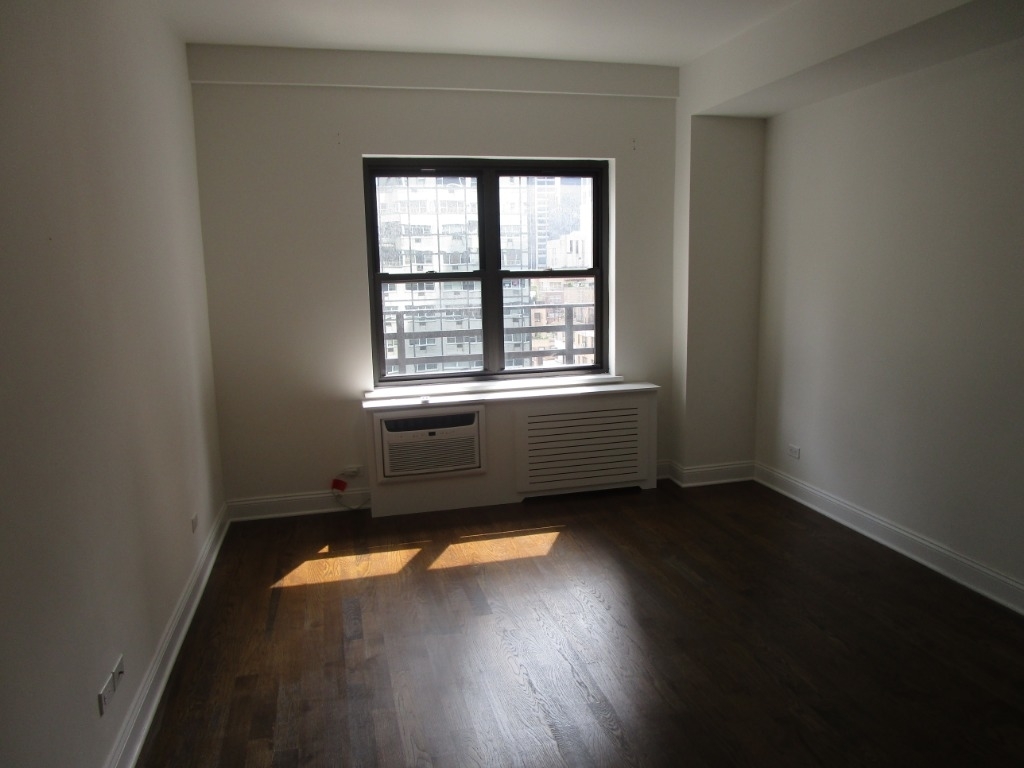  East 57 street - Photo 5